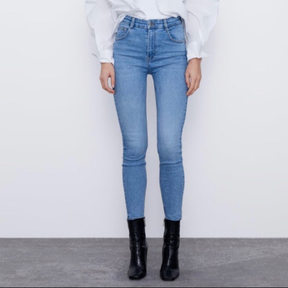 Zara Vintage High-Rise Jeans